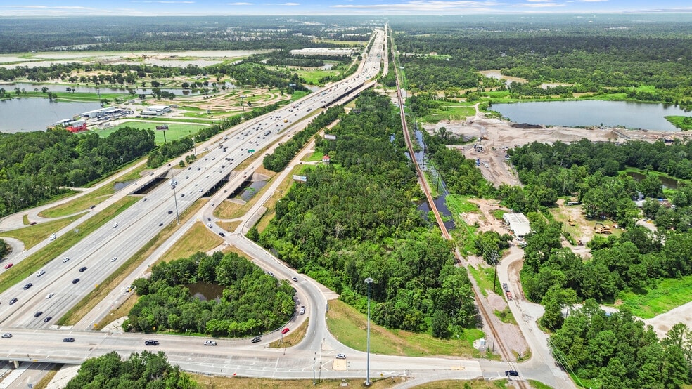 More Photos Of 14815 Interstate 45 S, Conroe Land For Lease
