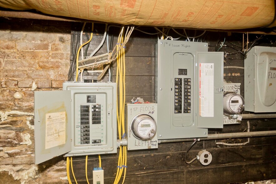 More Photos Of 62 westfield St, West Springfield Office For Sale