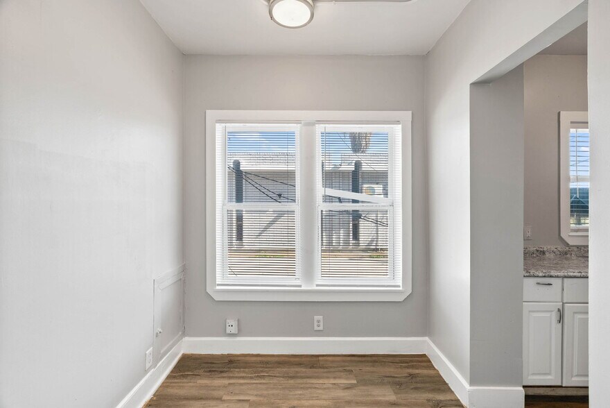 More Photos Of 615-619 S Tancahua St, Corpus Christi Apartments For Sale