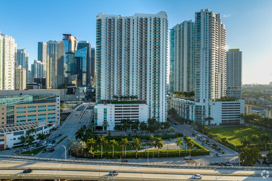 More Photos Of 350 S Miami Ave, Miami Apartments For Sale