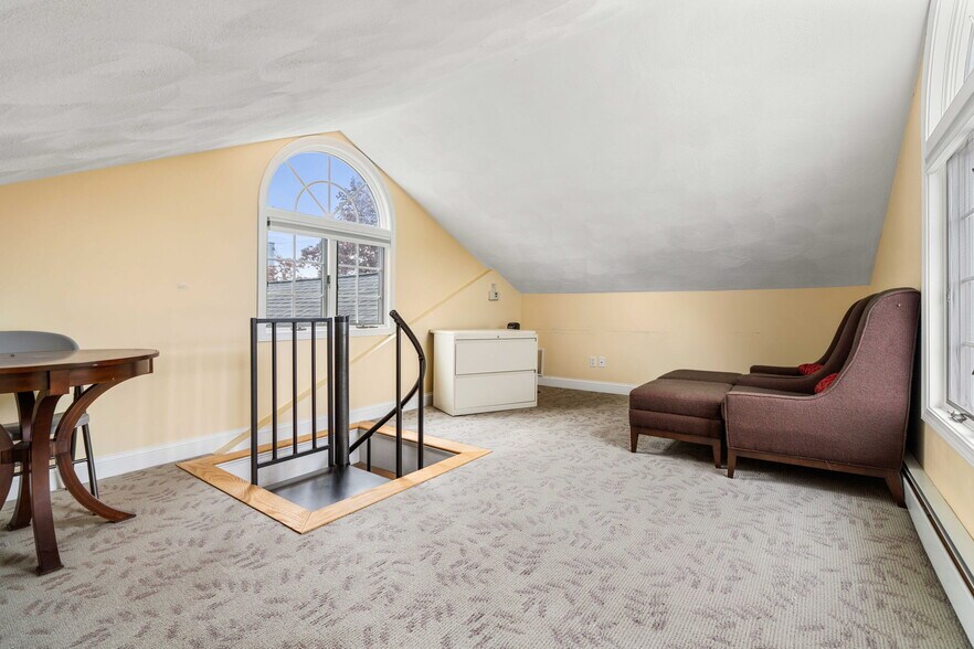 More Photos Of 1764 Main St, Tewksbury Office For Lease