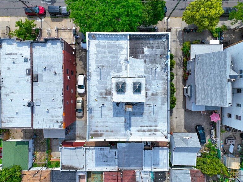 More Photos Of 1871 W 13th St, Brooklyn Apartments For Sale