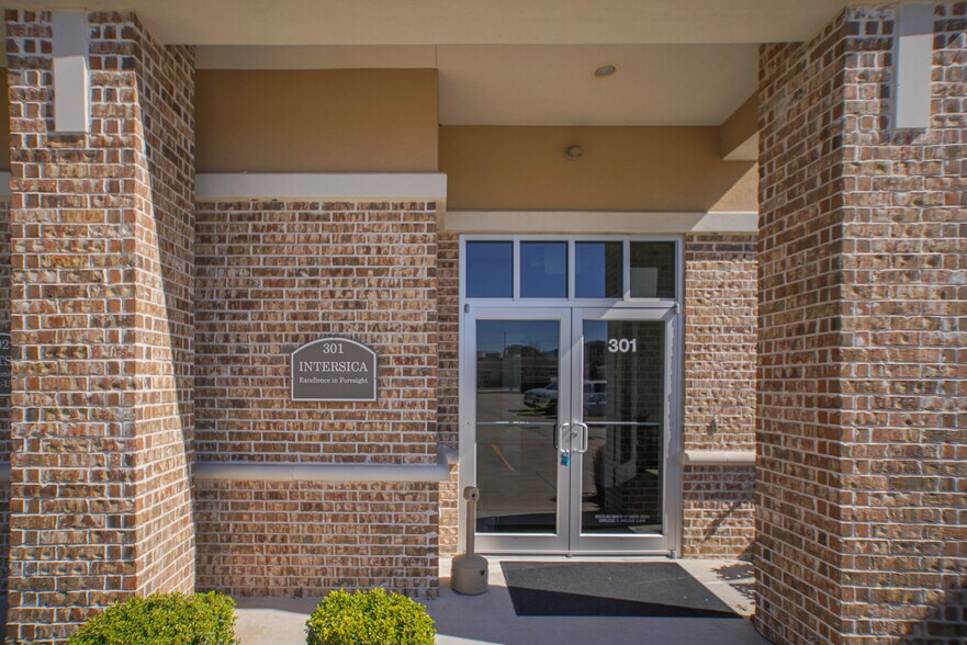 More Photos Of 16000 Park Ten Pl, Houston Office For Lease