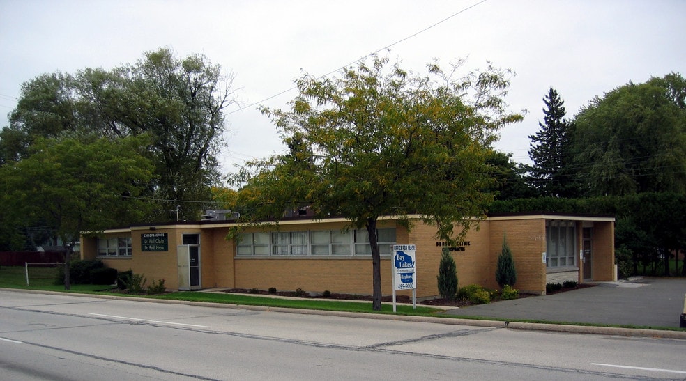 More Photos Of 1239 S Military Ave, Green Bay Unknown For Lease