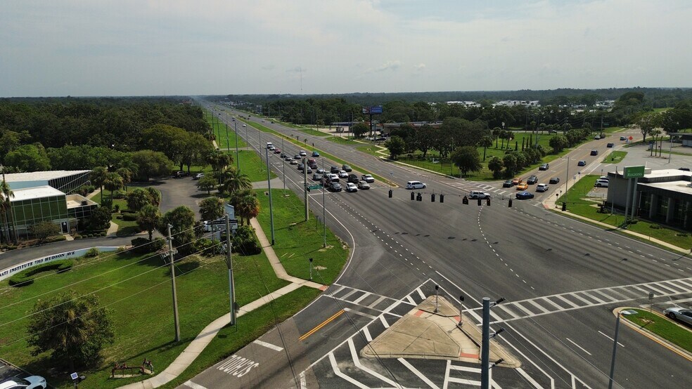 More Photos Of 14166-15150 Us Highway 19, Hudson Unknown For Lease