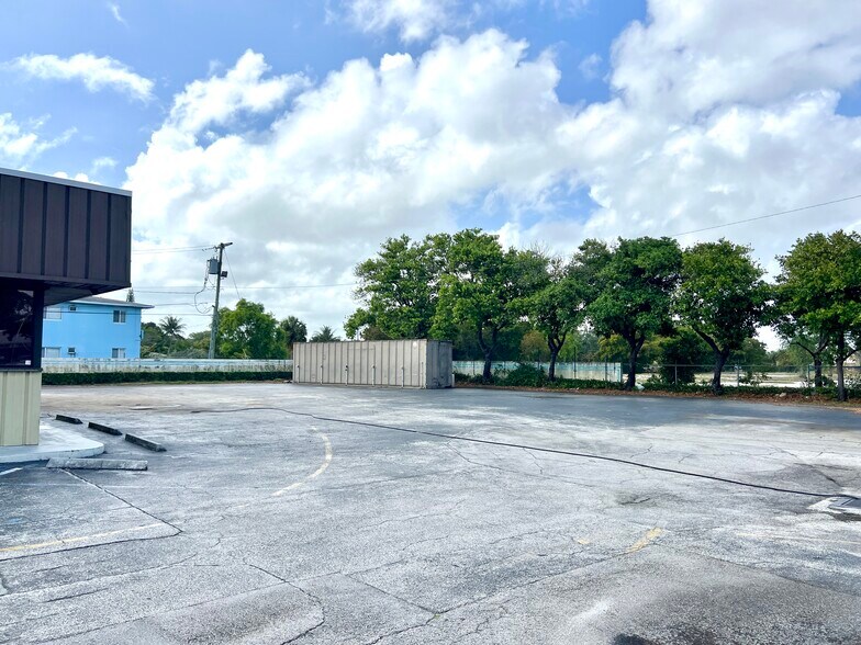 Primary Photo Of 3101 N Federal Hwy, Pompano Beach Freestanding For Sale