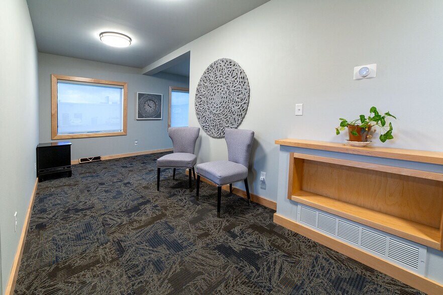 More Photos Of 635 Fairfax St, Altoona Loft Creative Space For Sale