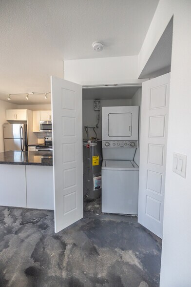 More Photos Of 423 N 27th Street, Phoenix Apartments For Sale