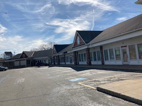 Primary Photo Of 201-209 Center St, Chardon General Retail For Lease
