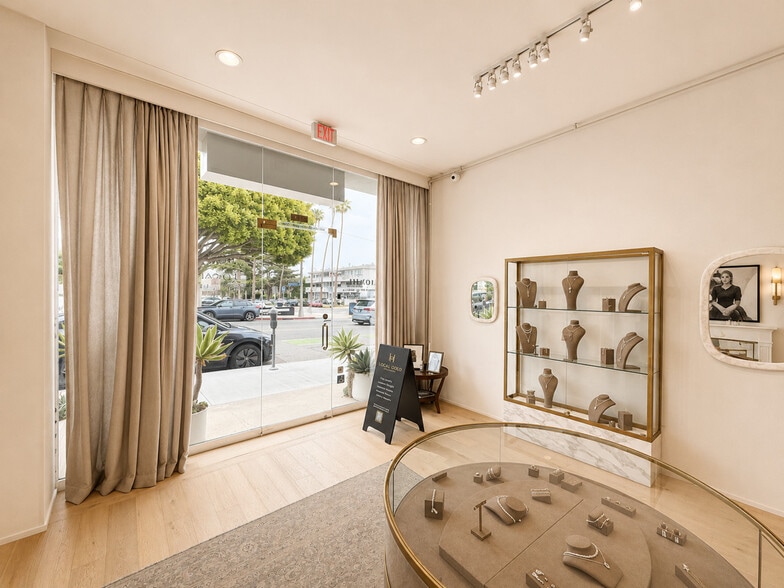 More Photos Of 1201-1209 Montana Ave, Santa Monica General Retail For Lease