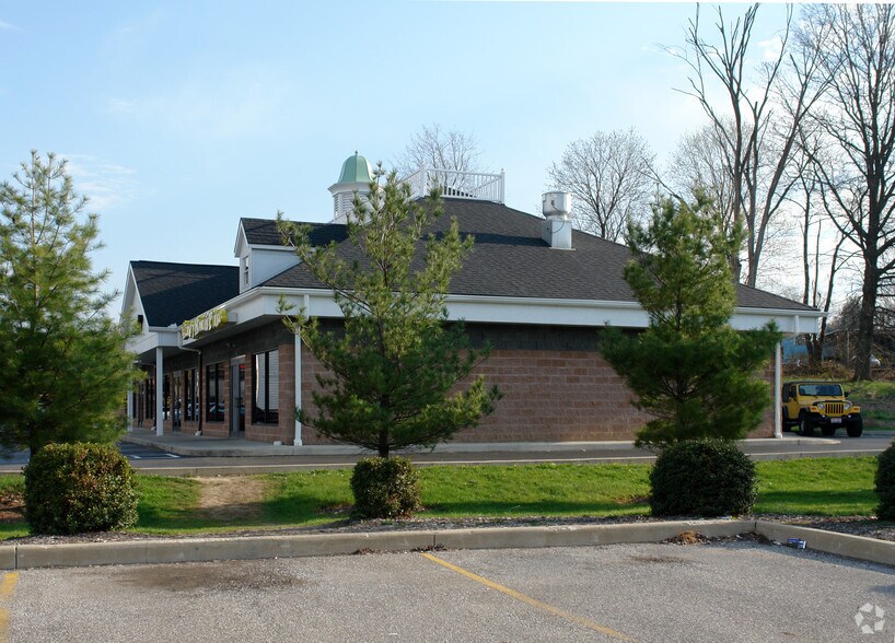 More Photos Of 35 N Cleveland Ave, Mogadore General Retail For Lease