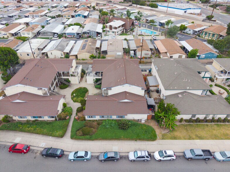 More Photos Of 12561 Camus Ln, Garden Grove Apartments For Sale