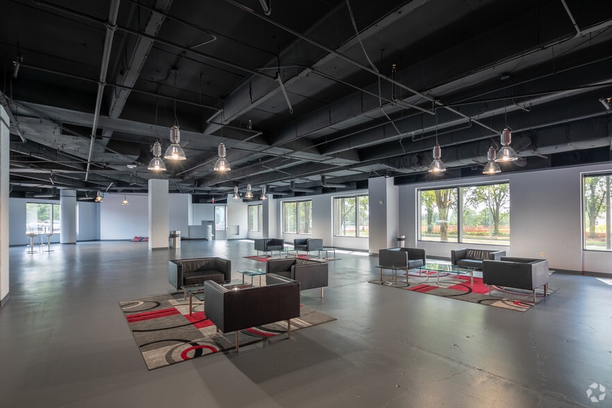 More Photos Of 3200 Windy Hill Rd SE, Atlanta Office For Lease