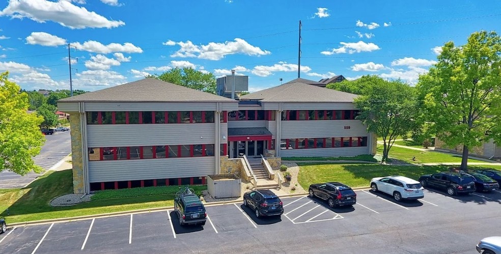 More Photos Of 1 Point Pl, Madison Unknown For Lease