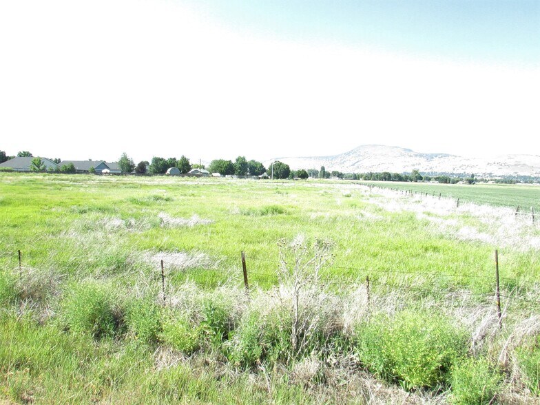 More Photos Of 3104 Southside Expy, Klamath Falls Land For Sale