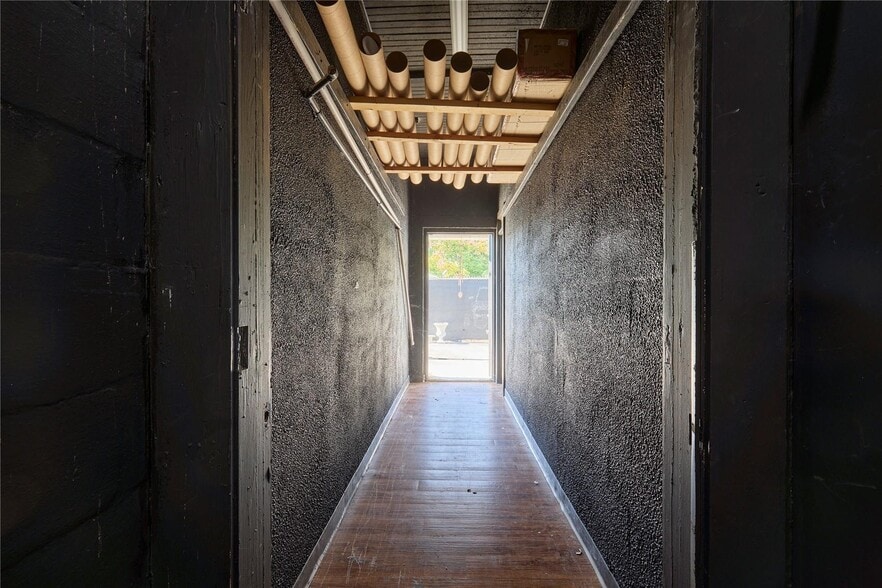 More Photos Of 1834 14th St, Bradenton Freestanding For Sale