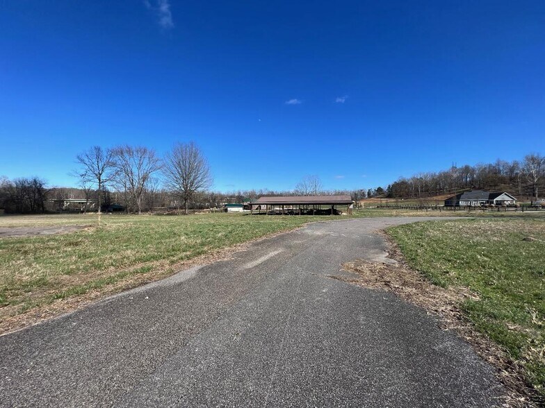 More Photos Of 660 Fox Fire Rd, Milton Land For Sale