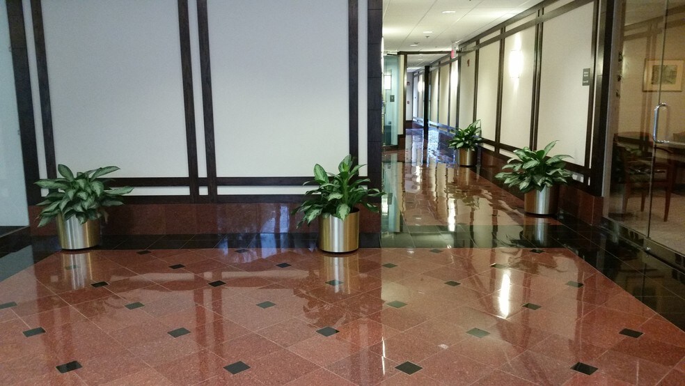 More Photos Of 7 E Frederick Pl, Cedar Knolls Office For Lease