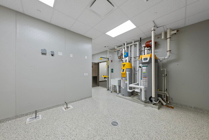 More Photos Of 110 Enterprise Dr, Rocky Mount Medical For Sale