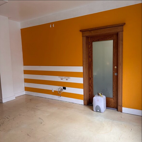 More Photos Of 357 W Center St, Pocatello Office Residential For Lease
