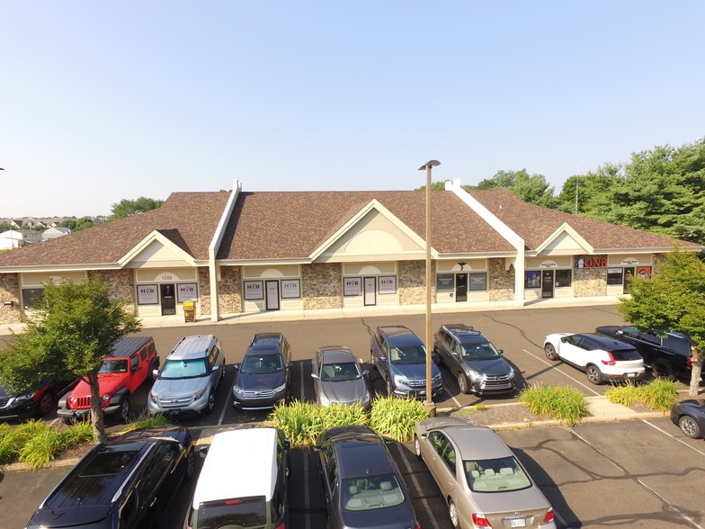 More Photos Of 1386-1388 W Street Rd, Warminster Township Storefront Retail Office For Lease