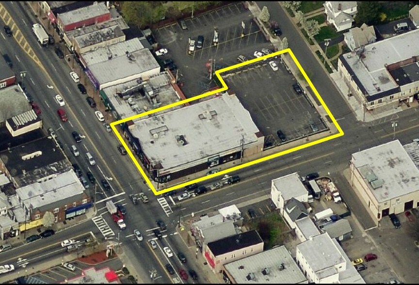More Photos Of 140-144 Jericho Tpke, Mineola Storefront Retail Office For Lease
