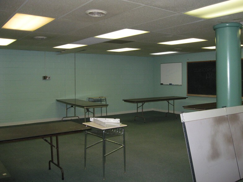 More Photos Of 200 Shady Ln, Philipsburg Light Distribution For Lease