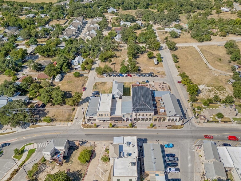 More Photos Of 923 Main St, Liberty Hill Convenience Store For Sale