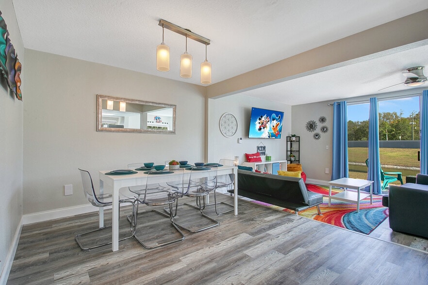 More Photos Of 141 Coco Plum Dr, Davenport Apartments For Sale