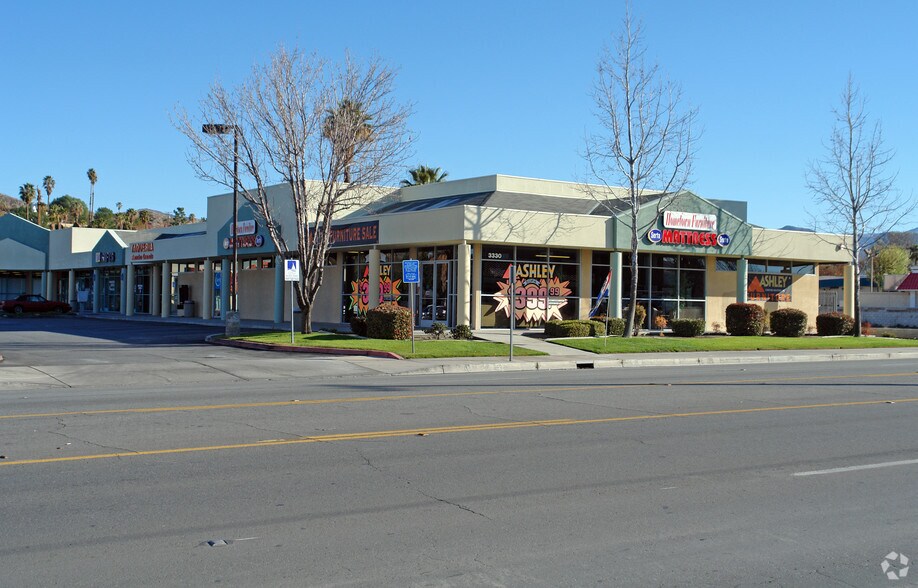 More Photos Of 3330 E Florida Ave, Hemet Unknown For Lease