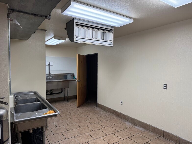 More Photos Of 455-475 I St, Arcata Storefront Retail Office For Lease
