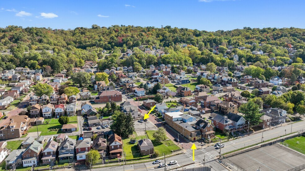 More Photos Of 1098 Duss Ave, Ambridge Restaurant For Sale