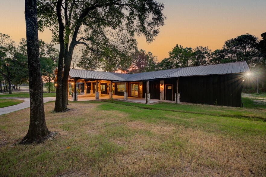 More Photos Of 19323 Belleau Wood Dr, Humble Flex For Sale