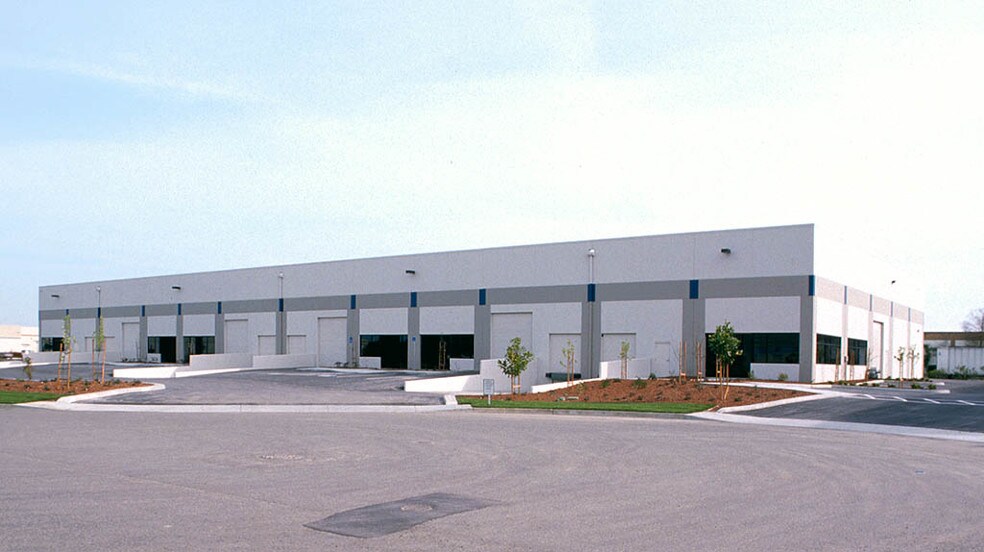 More Photos Of 1590 Raley Ct, West Sacramento Warehouse For Lease