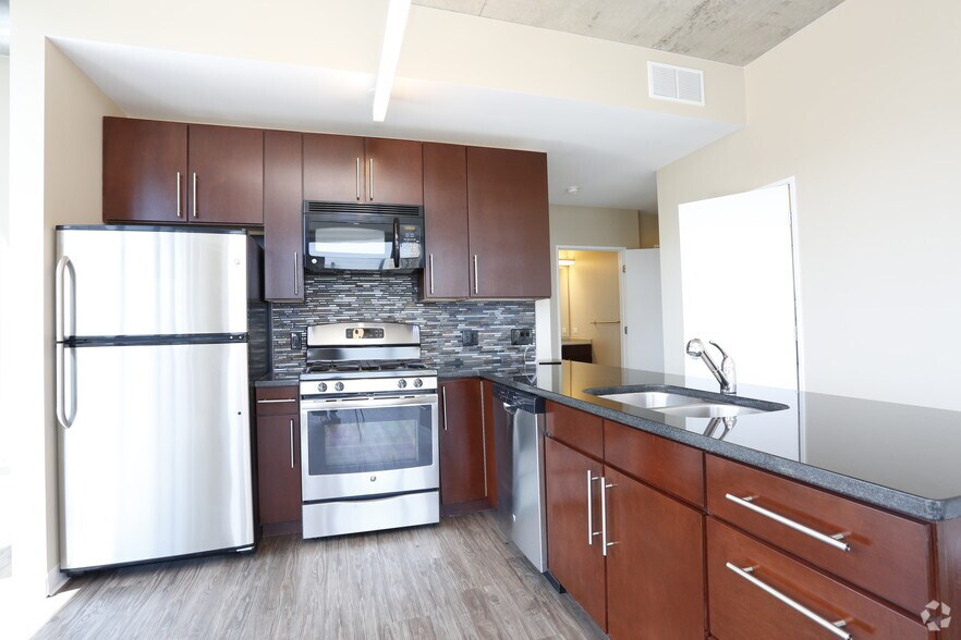 More Photos Of 1401 S State St, Chicago Apartments For Lease