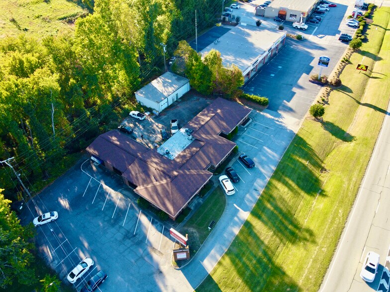 More Photos Of 3401 Highway 153, Piedmont Office For Lease