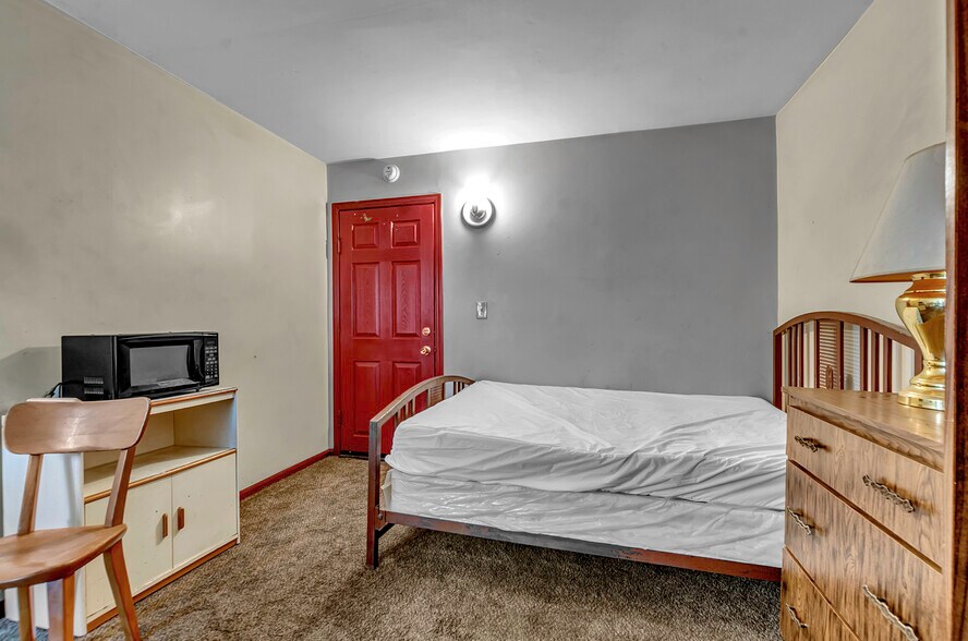 More Photos Of 2867-2969 Niagara St, Tonawanda Apartments For Sale