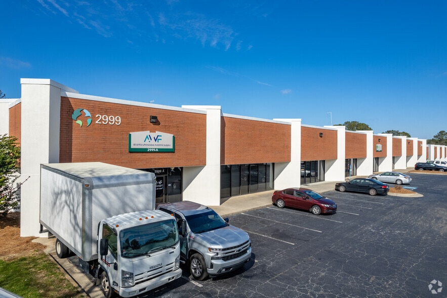 More Photos Of 2999 Pacific Dr, Norcross Light Distribution For Lease
