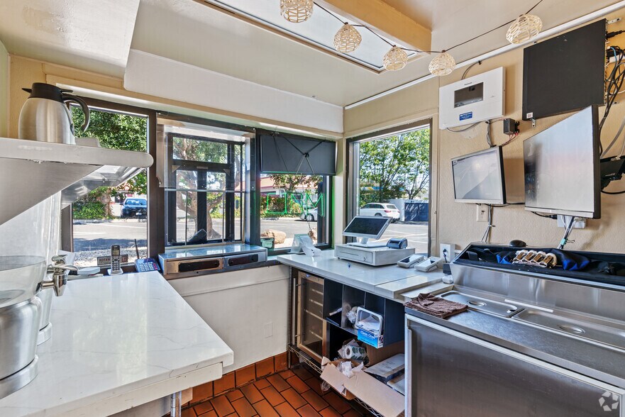 More Photos Of 420 El Camino Real, Millbrae Freestanding For Lease