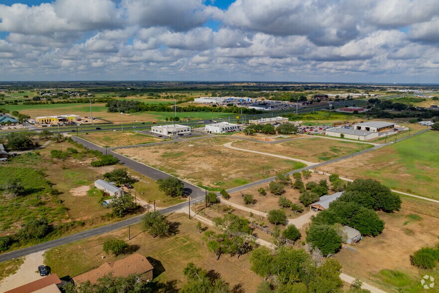 More Photos Of 208 Live Oak Way, Floresville Land For Sale