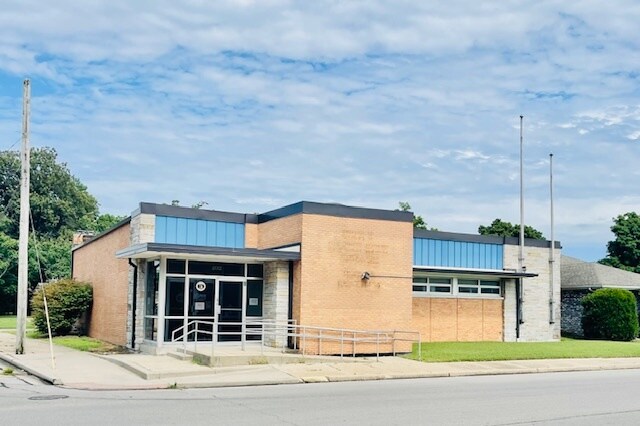 More Photos Of 202 S Kingshighway St, Sikeston Office For Lease