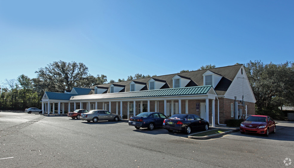 Primary Photo Of 4929 Mobile Hwy, Pensacola Medical For Sale