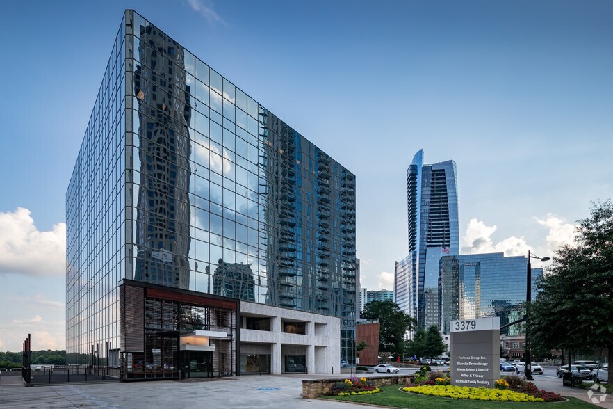 More Photos Of 3379 Peachtree Rd NE, Atlanta Coworking Space