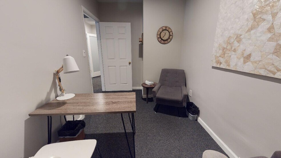 More Photos Of 98120 Queens Blvd, Rego Park Apartments For Sale