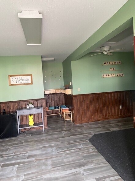 More Photos Of 424 1st Ave SE, Stewartville Office For Sale