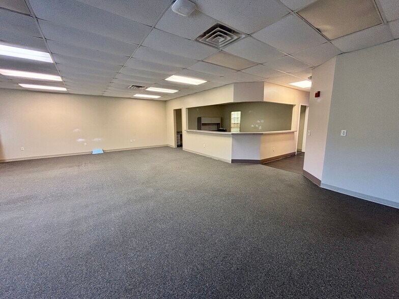 More Photos Of 5022 Old Godsey Ln, Hixson Medical For Lease