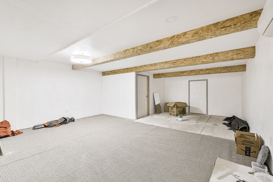 More Photos Of 7449 Wright Rd, Houston Manufacturing For Sale