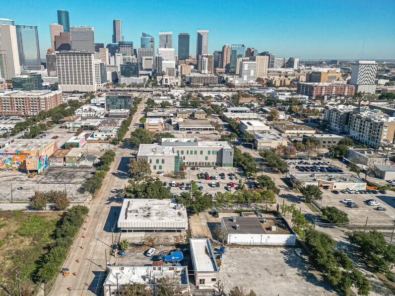 More Photos Of 2715 Fannin St, Houston Medical For Sale