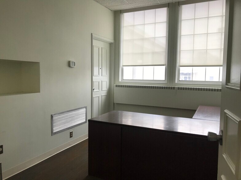 More Photos Of 770 E Mount Morris St, Mount Morris Bank For Lease