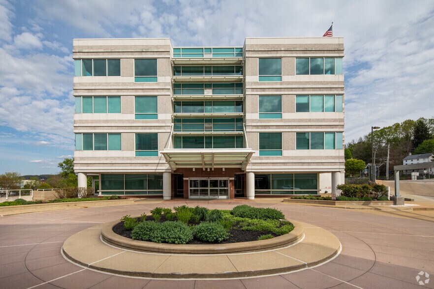 More Photos Of 100 Barr Harbor Dr, Conshohocken Office For Lease